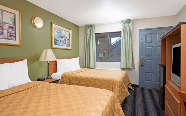 Travelodge by Wyndham Sacramento / Rancho Cordova