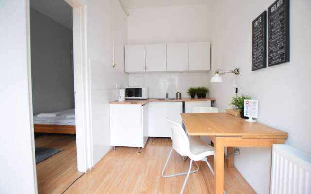 Budget Apartment by Hi5 - József Attila 10.