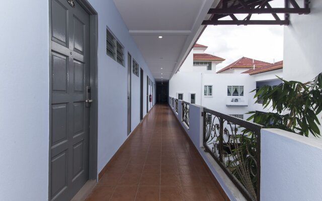 OYO 542 S2 Hotel