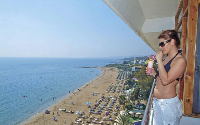Rubi Hotel