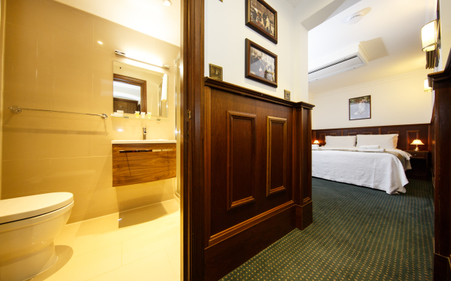 Regency House