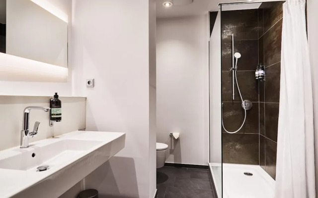 Отель Premier Inn Koeln City Centre