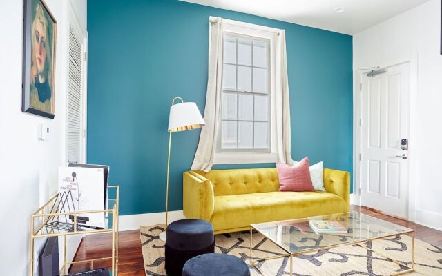 Sonder – Delachaise Row