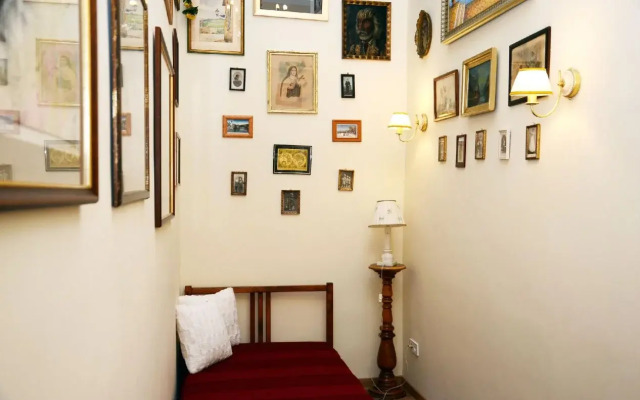 Rakoczi Boulevard Apartments