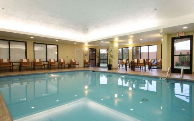 Courtyard Flint Grand Blanc