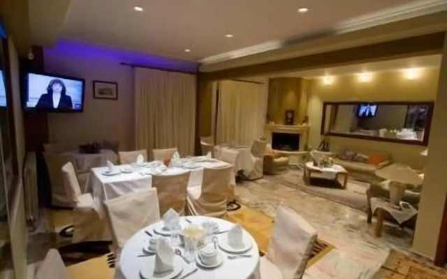 40 Platania Hotel