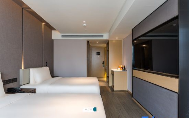 Executive room, guest room, 1 queen(Street view) — фото 3