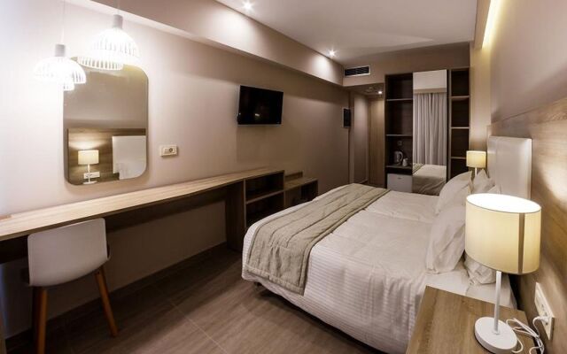 Porto Planos Beach Hotel
