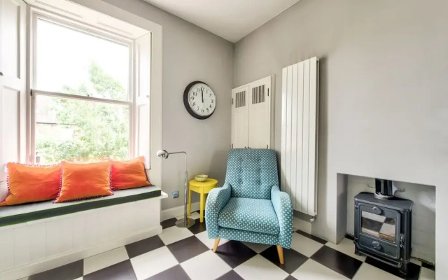 Maryfield Apartment