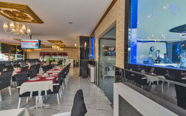 Business Life Hotel Gunesli