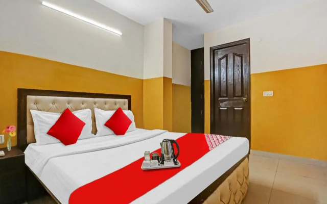 Oyo Flagship 702639 Chaudhary Palace