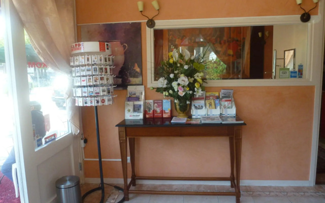 Hotel Isis