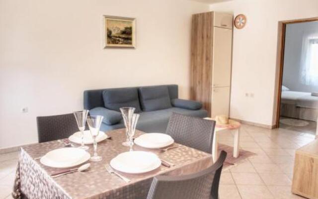 Apartment Maja