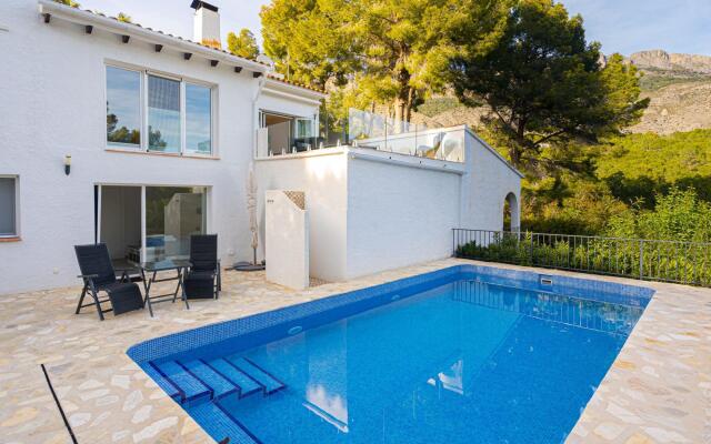 Urbane Holiday Home in Altea With Private Swimming Pool