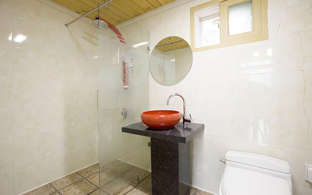 Namyangju Cozy Hill Spa Pension