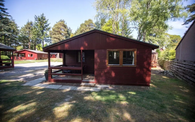Invercauld Lodges