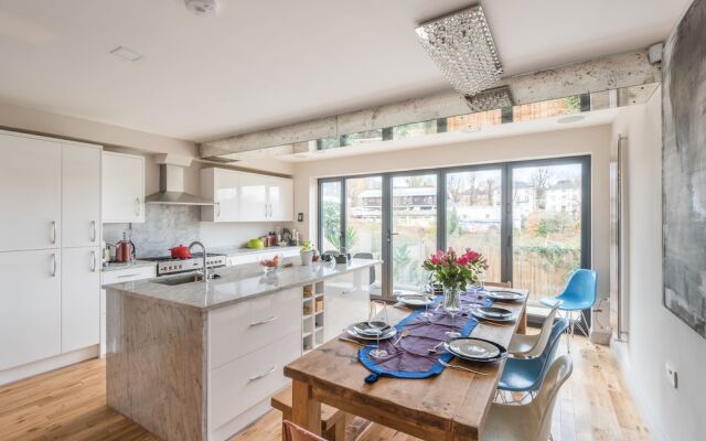 Bright Family Home in Primrose Hill