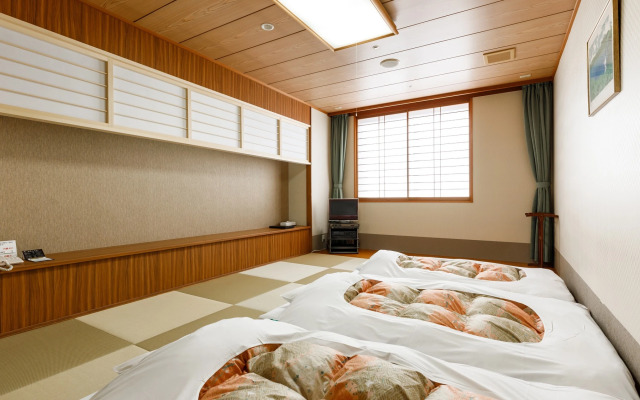 Terume Kanazawa