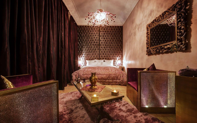 Riad Wow