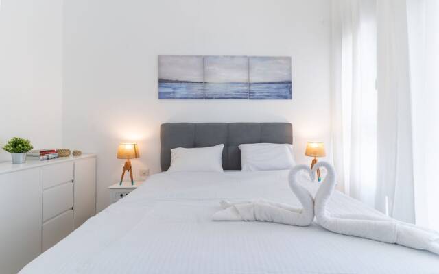 Splendid Achziv Garden Apartment