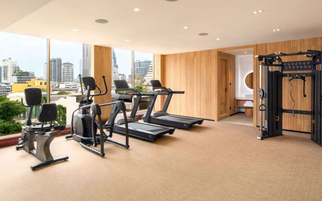 Mercure Bangkok Surawong