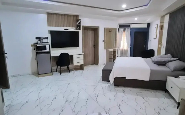 Supreme Apartments