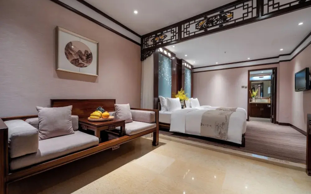 Lijiang   Duofu  Resort  Hotel