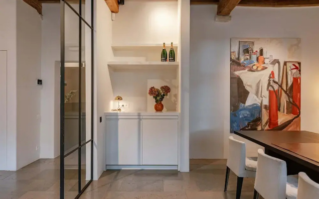Huswell - Architect gem in the Heart of Ghent