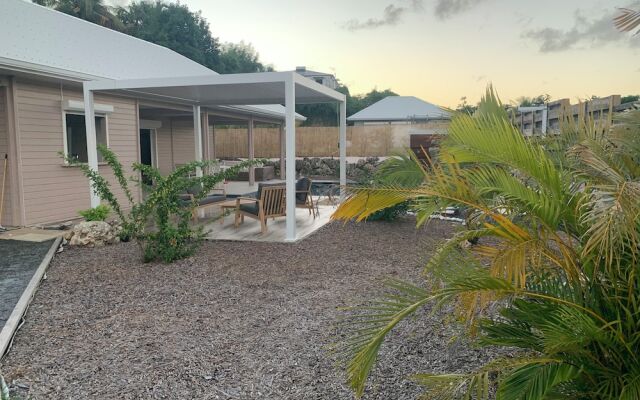 Nakolodge 2 chambres - piscine / jardin privatifs