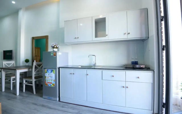 Bobo House