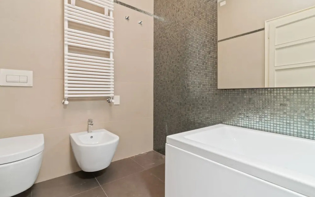 San Fermo Luxury Apartment