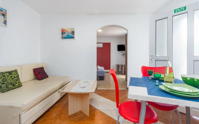 Apartment Luka 1