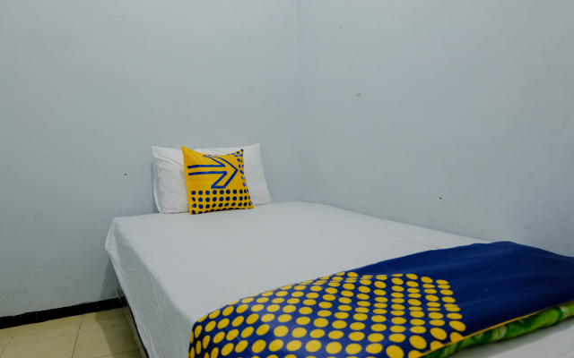 SPOT ON 1711 Serayu Sumbersari Residence