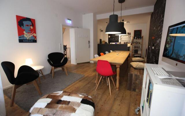 Old Kings Design Hostel