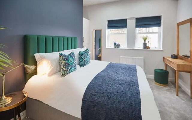 Host Stay Green View