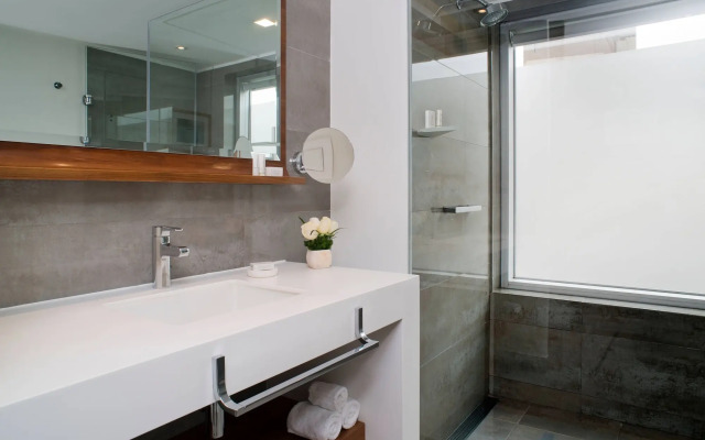 Courtyard by Marriott Lima Miraflores