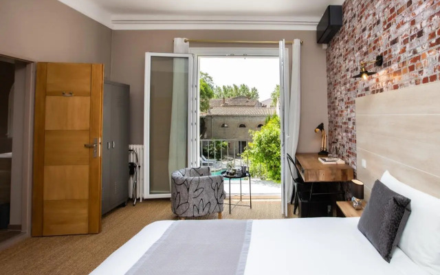 45BB Apartment