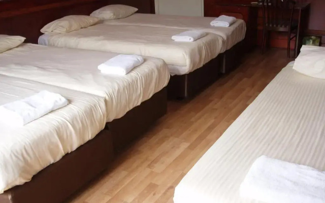 Hotel Manofa