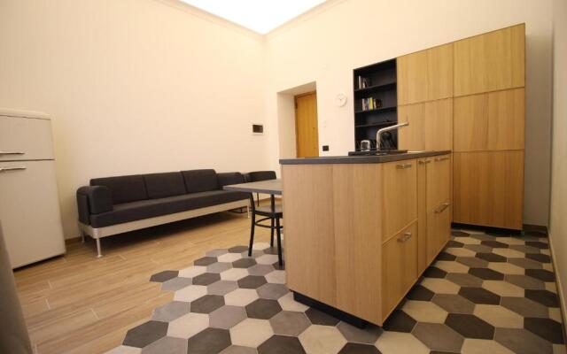 Suite 44