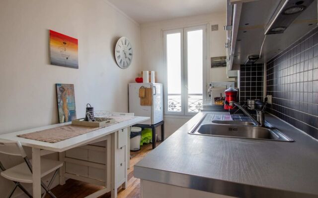 Beautiful apartment in BEAUGRENELLE
