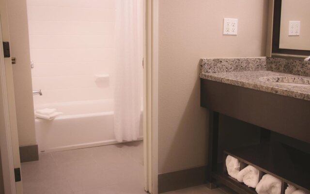 Best Western Plus Kalispell/Glacier Park West Hotel & Suites