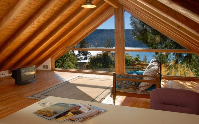 4Bed4.5Bath House Great Lake Views HV3
