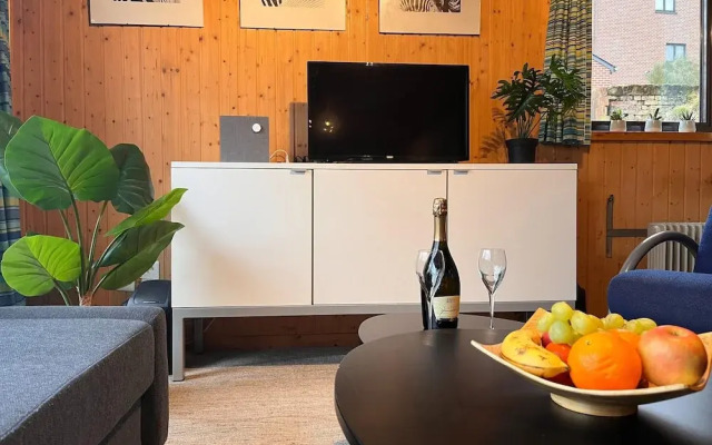 Charming Stay by the Meuse