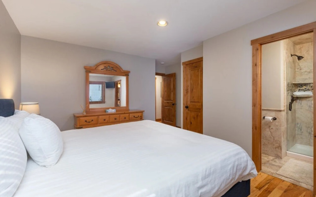 8 Crown Drive 5 Bedroom Home