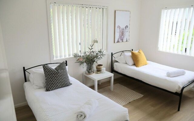 Beaches 1 - 1/7 Convent