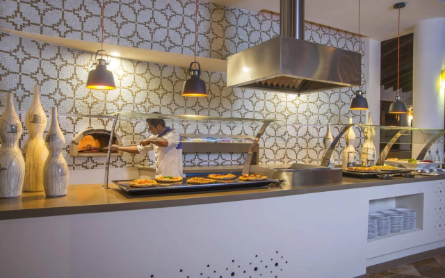 Buenaventura Grand Hotel & Great Moments - All Inclusive