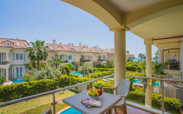 Sunset Beach Club Villas