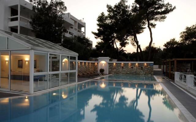 Cape Kanapitsa Hotel & Suites