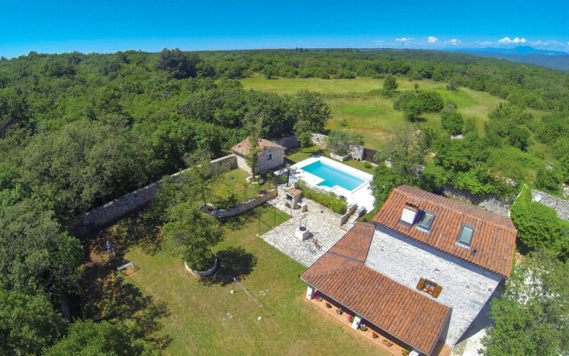 Beautiful Home in Krnica With Wifi and 2 Bedrooms