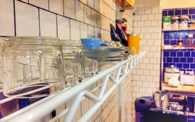 Lazy Blue House Asok